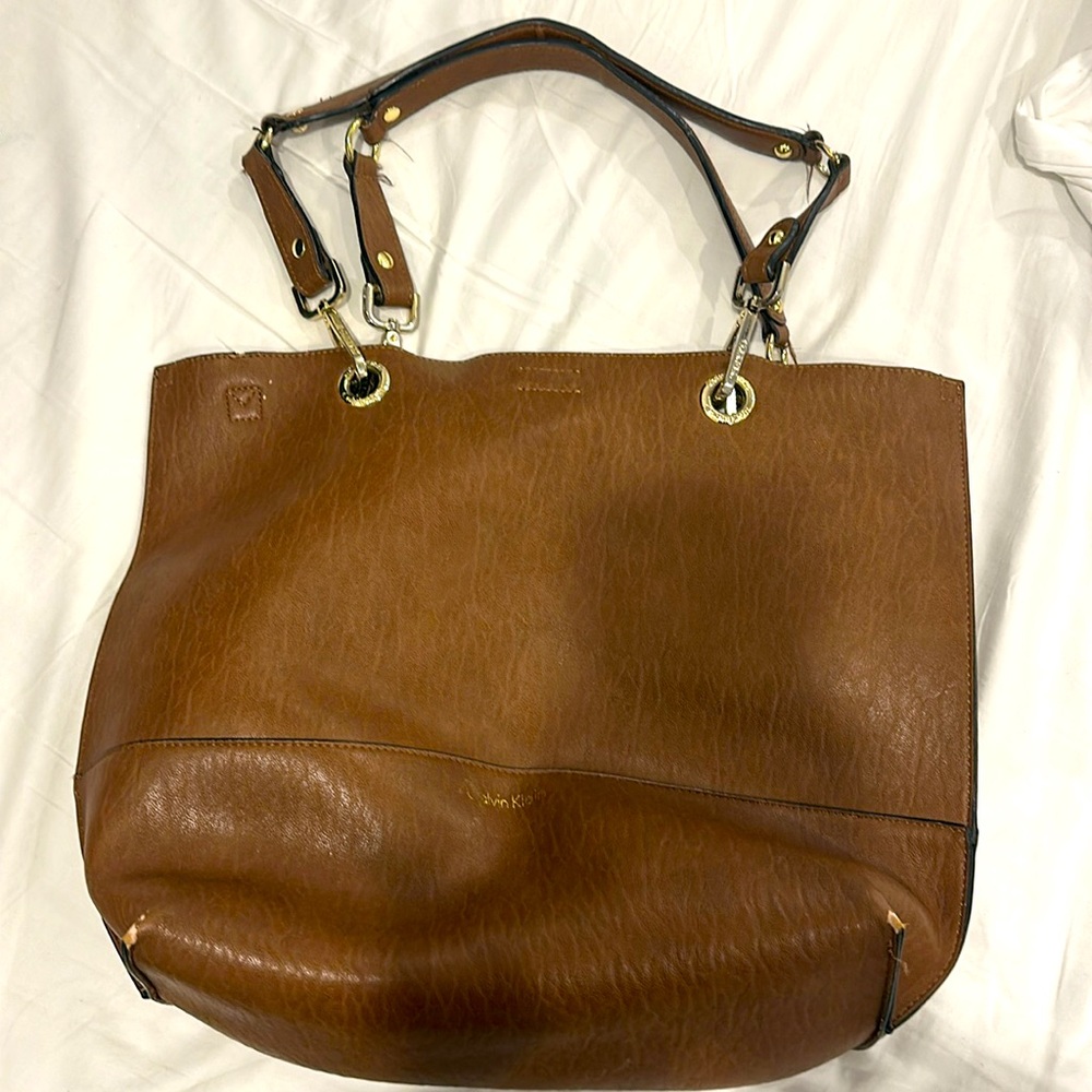 Calvin Klein Leather Shoulder Bag